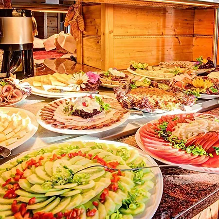 Апарт-отель Karkonoski 3*