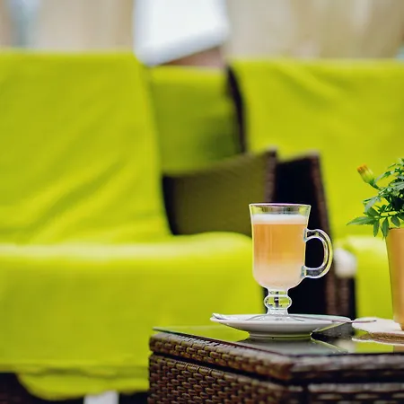 Karkonoski 公寓式酒店 3*