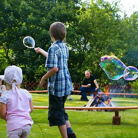 Karkonoski 公寓式酒店 3*