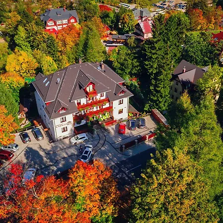 Karkonoski 公寓式酒店 3*