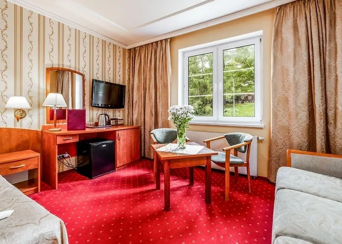 Karkonoski 3* كارباش